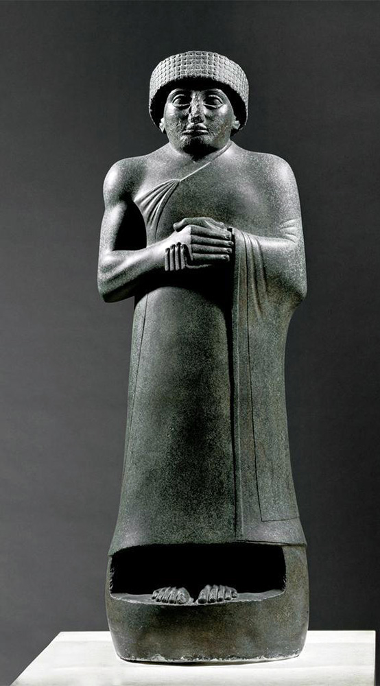 Статуя Гудеа, правителя Лагаша. Из Лагаша. 22 в. до н.э. Париж, Лувр.
