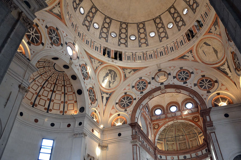 Браманте: купол Санта Мария делла Грация, Милан (заложен в 1492)
