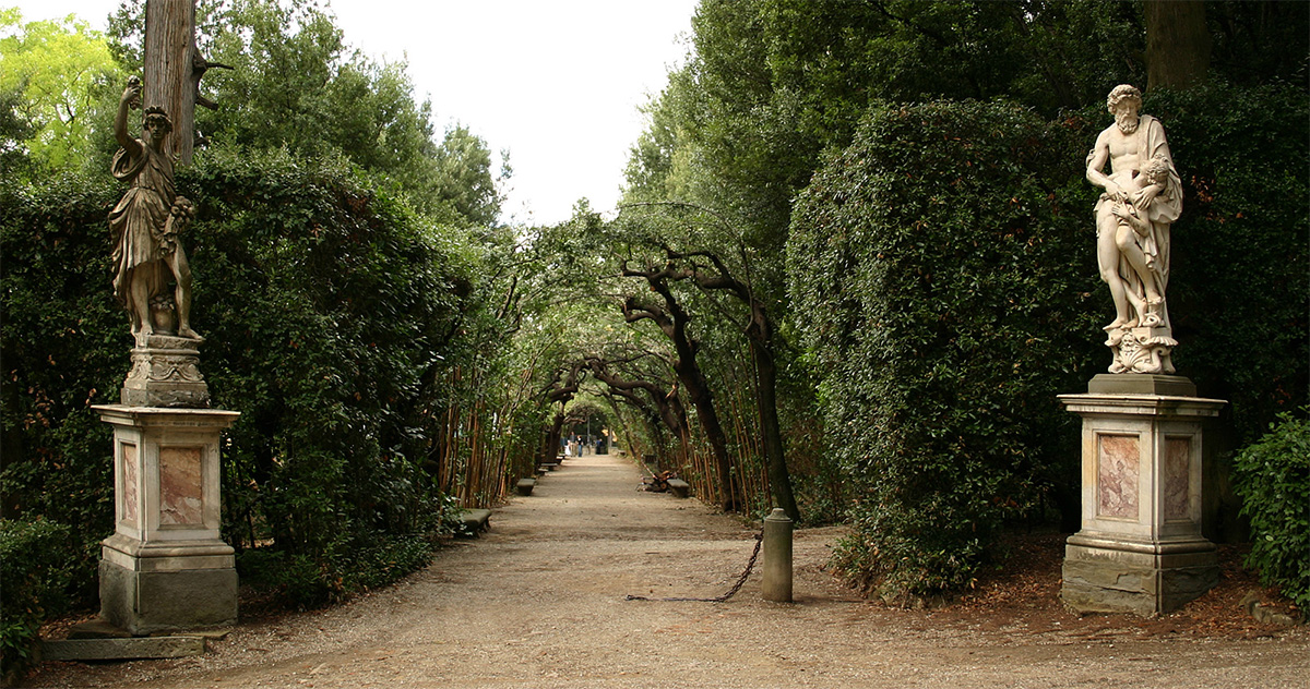 Сады Боболи - знаменитый парк во Флоренции, один из лучших парковых ансамблей итальянского Ренессанса
